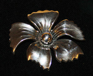 Antik - Smycken - Blombrosch i silver